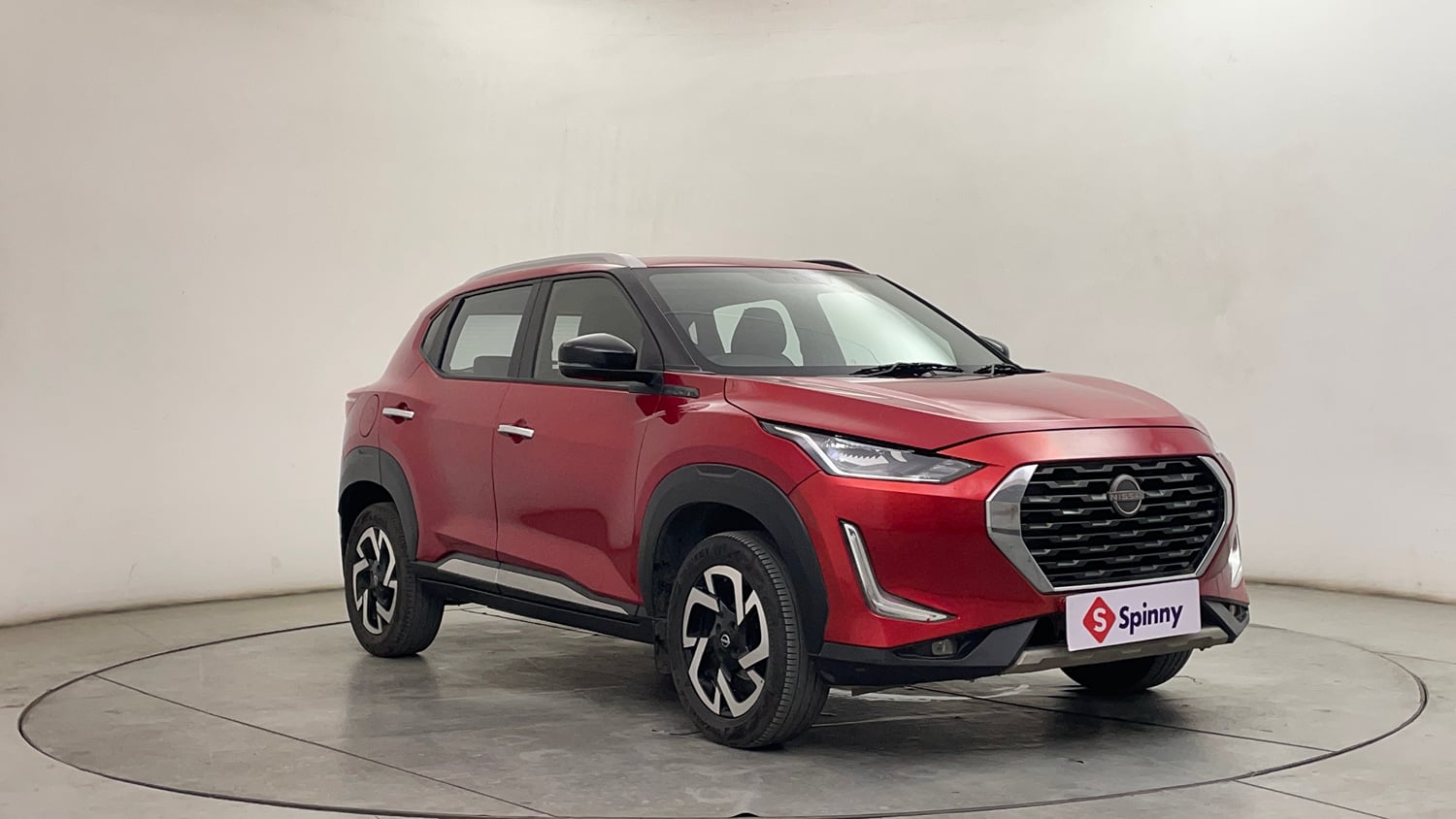 Used 2022 Nissan Magnite XV Turbo Petrol Manual exterior RIGHT FRONT CORNER VIEW
