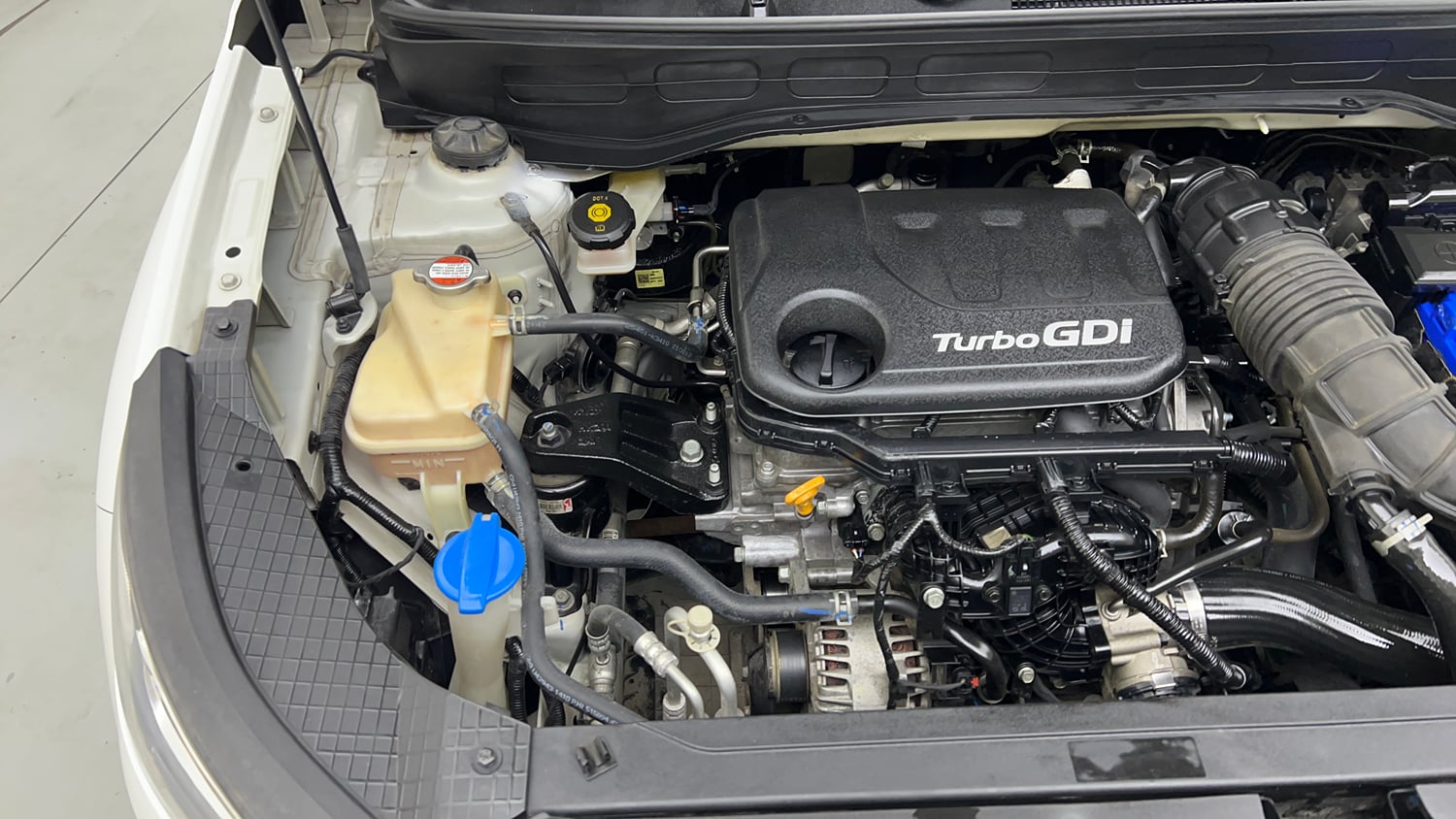 Used 2021 Hyundai Venue SX Plus 1.0 Turbo DCT Petrol Automatic engine ENGINE RIGHT SIDE VIEW