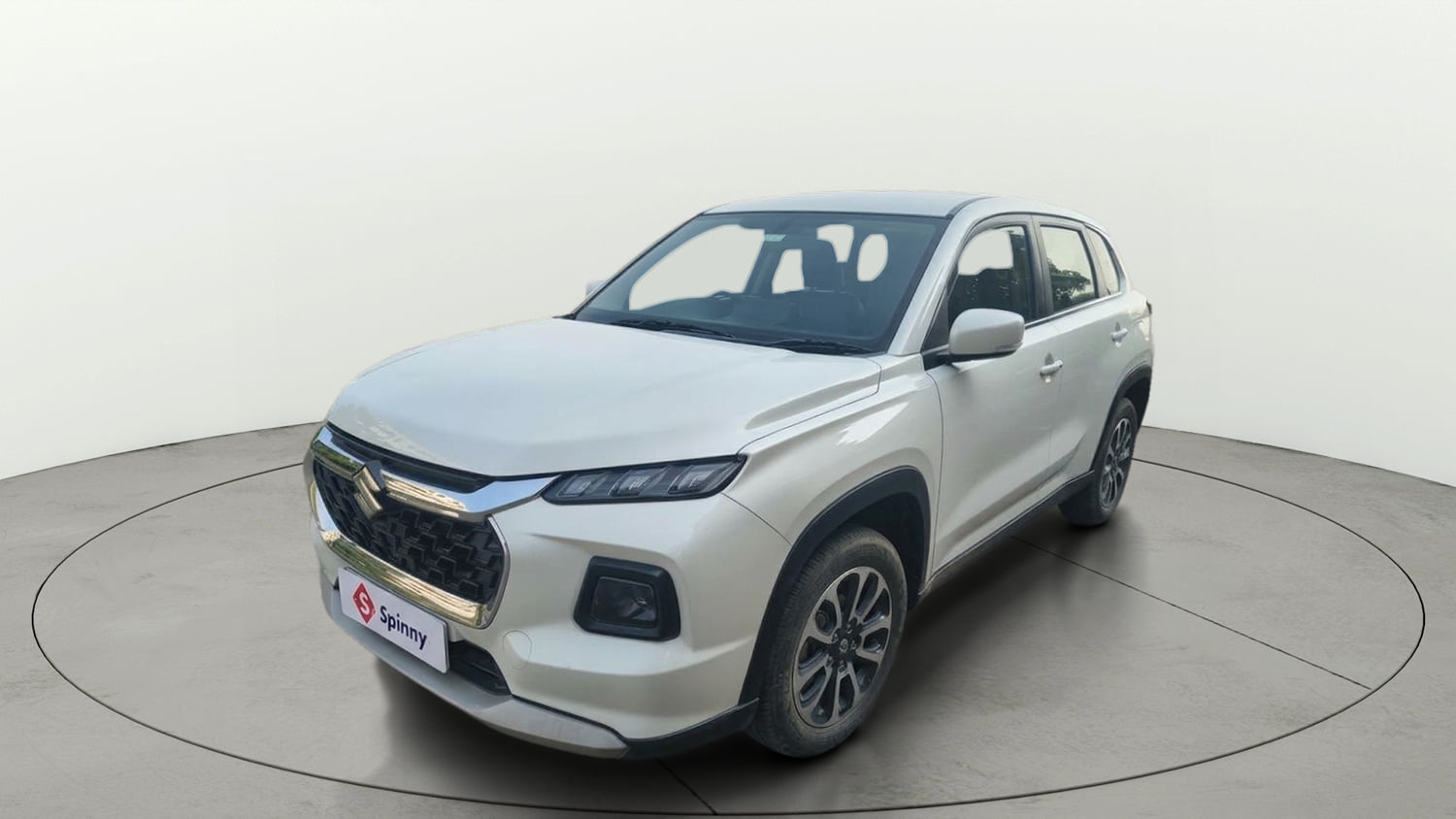 Used 2024 Maruti Suzuki Grand Vitara Zeta Smart Hybrid Petrol Manual exterior LEFT FRONT CORNER VIEW