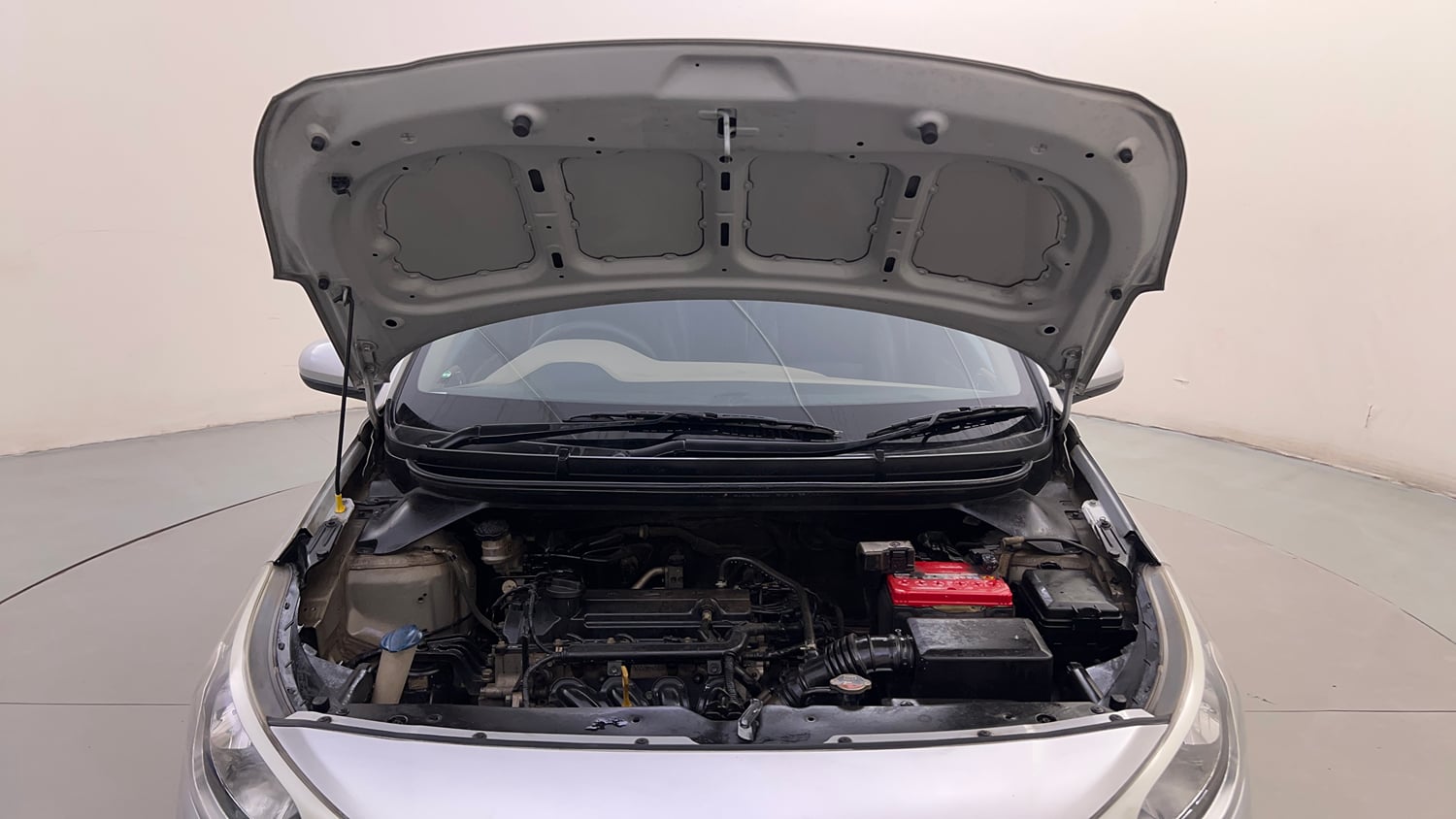 Used 2016 Hyundai Elite i20 Magna 1.2 Petrol Manual engine ENGINE & BONNET OPEN FRONT VIEW