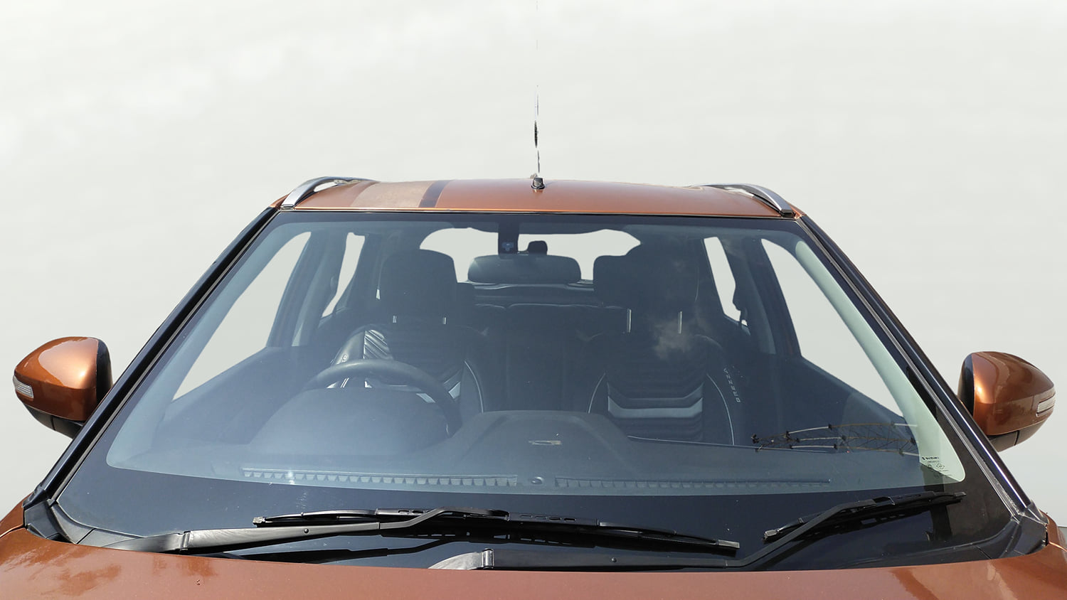 Used 2019 maruti-suzuki Vitara Brezza ZDi Plus Dual Tone AGS Diesel Automatic exterior FRONT WINDSHIELD VIEW