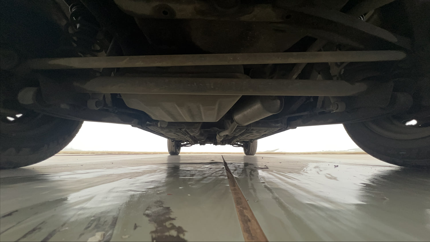 Used 2014 Maruti Suzuki Alto 800 Vxi Petrol Manual extra REAR UNDERBODY VIEW (TAKEN FROM REAR)