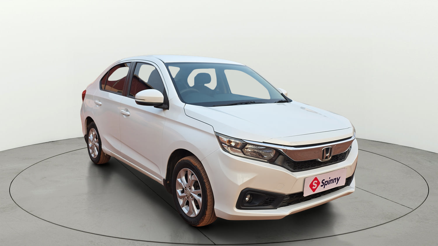Used 2019 Honda Amaze 1.2 V CVT Petrol Petrol Automatic exterior RIGHT FRONT CORNER VIEW