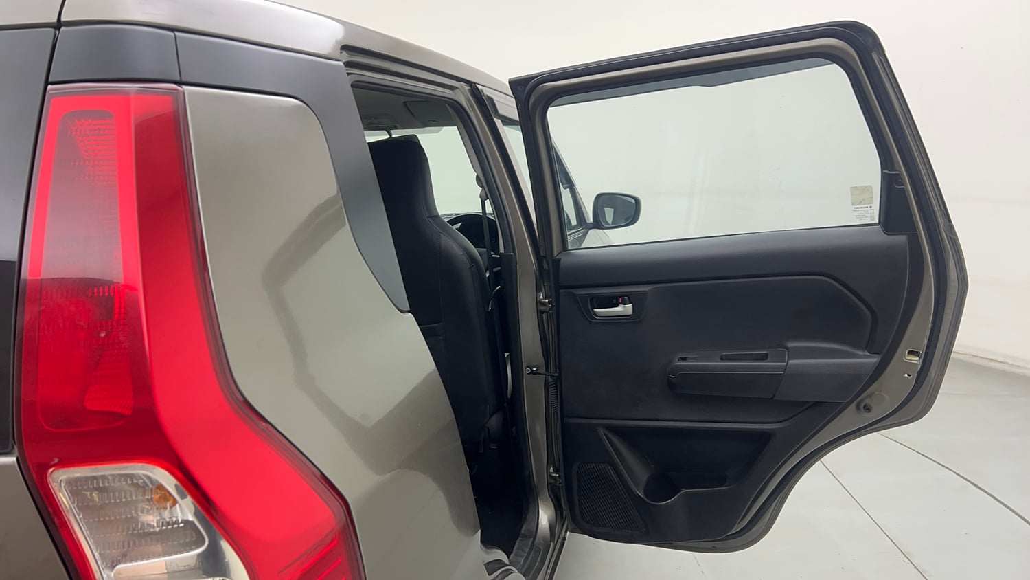 Used 2023 Maruti Suzuki Wagon R VXI 1.0 Petrol Manual interior RIGHT REAR DOOR OPEN VIEW