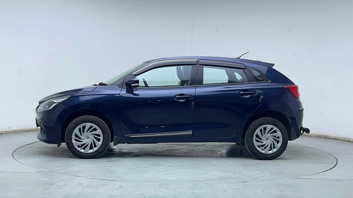 Used 2022 Maruti Suzuki Baleno Delta MT Petrol Manual exterior LEFT SIDE VIEW