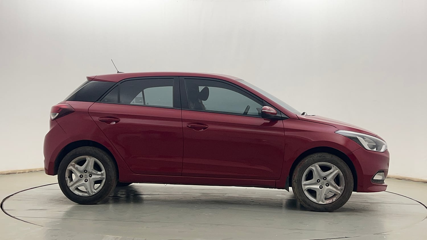 Used 2017 Hyundai Elite i20 Asta 1.2 Petrol Manual exterior RIGHT SIDE VIEW