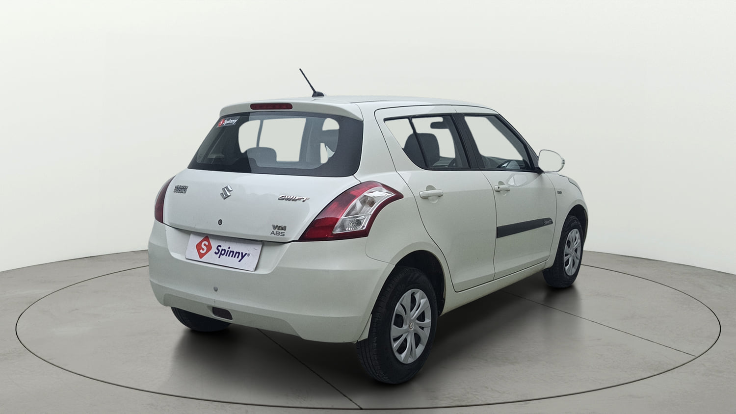 Used 2015 Maruti Suzuki Swift VDi Diesel Manual exterior RIGHT REAR CORNER VIEW