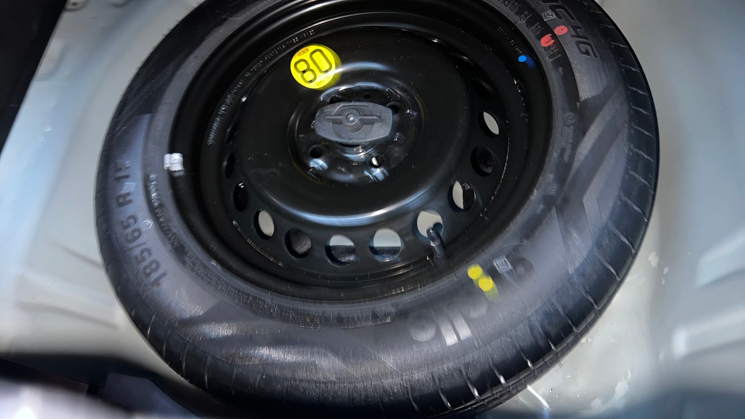 Used 2023 Maruti Suzuki Baleno Alpha AGS Petrol Automatic tyres SPARE TYRE VIEW