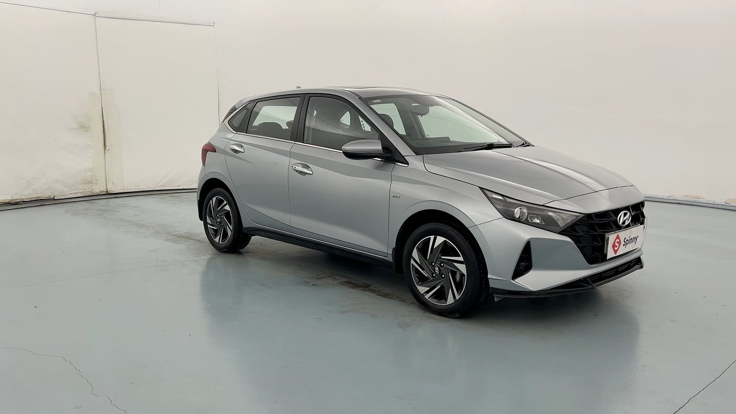 Used 2023 Hyundai i20 Asta (O) 1.2 IVT Petrol Automatic exterior RIGHT FRONT CORNER VIEW