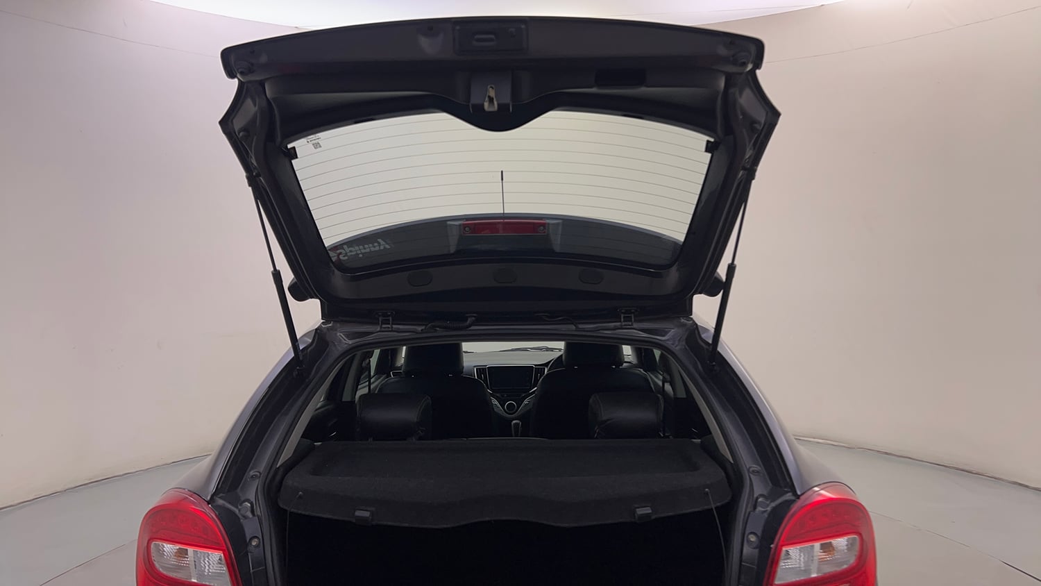 Used 2018 Maruti Suzuki Baleno Alpha 1.2 AT Petrol Automatic interior DICKY DOOR OPEN VIEW