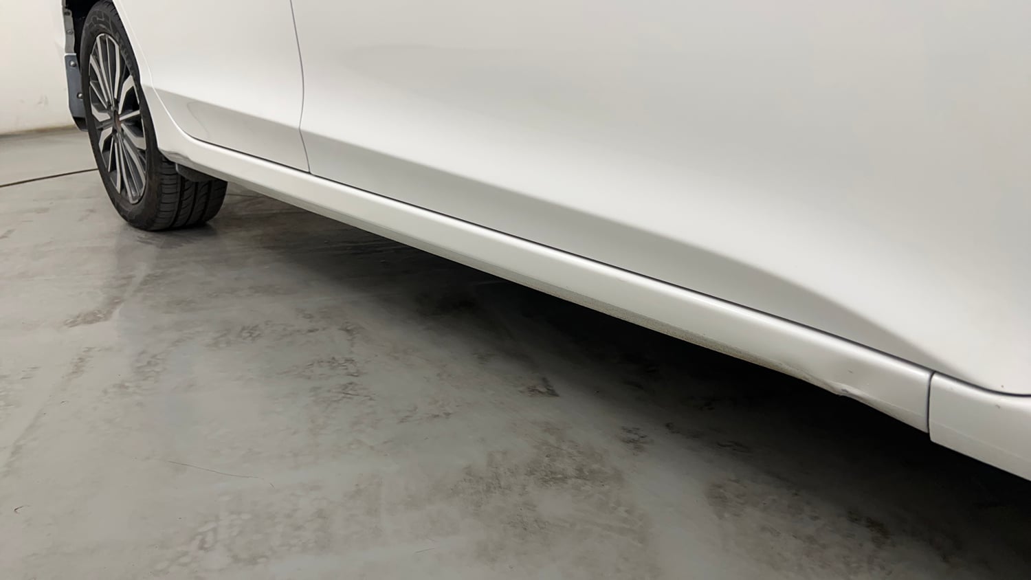 Used 2018 Honda City VX CVT Petrol Petrol Automatic dents MINOR SCRATCH