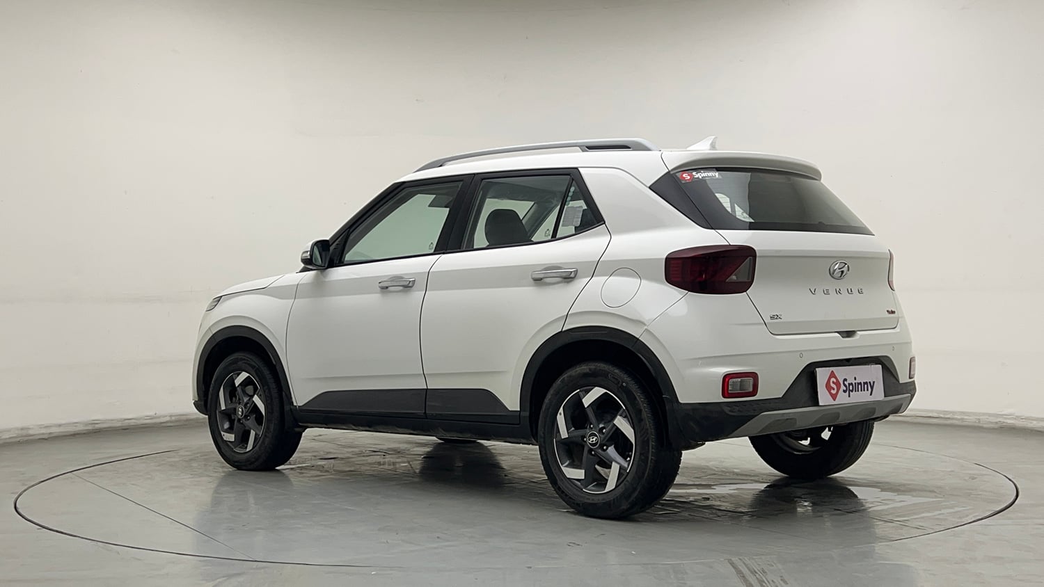 Used 2021 Hyundai Venue SX Plus 1.0 Turbo DCT Petrol Automatic exterior LEFT REAR CORNER VIEW