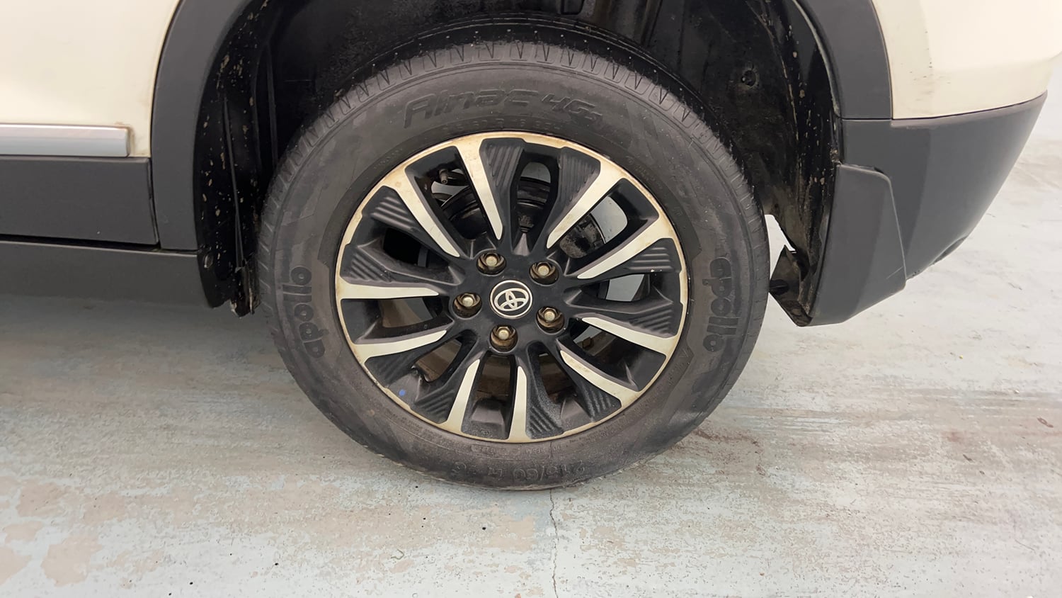 Used 2022 Toyota Urban Cruiser Premium Grade MT Petrol Manual tyres LEFT REAR TYRE RIM VIEW
