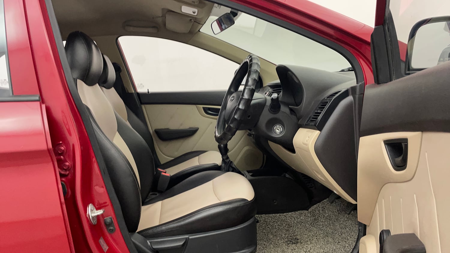 Used 2015 Hyundai Eon D-Lite + Petrol Manual interior RIGHT SIDE FRONT DOOR CABIN VIEW