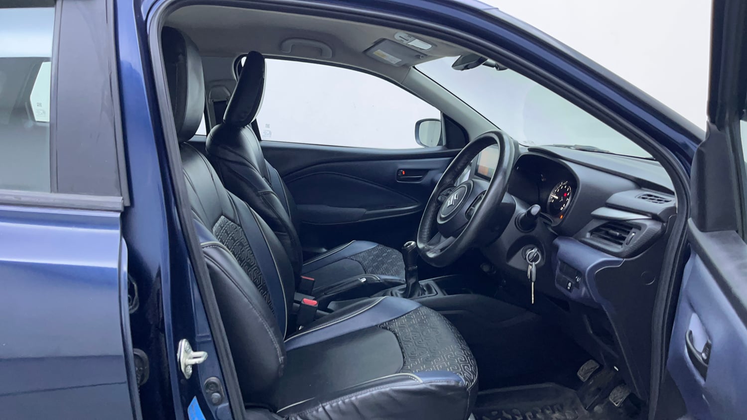 Used 2022 Maruti Suzuki Baleno Delta MT Petrol Manual interior RIGHT SIDE FRONT DOOR CABIN VIEW