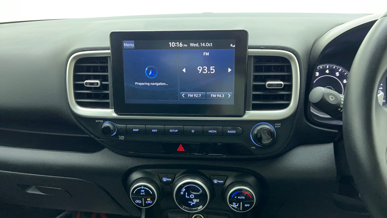 Used 2021 Hyundai Venue SX Plus 1.0 Turbo DCT Petrol Automatic top_features Integrated (in-dash) music system