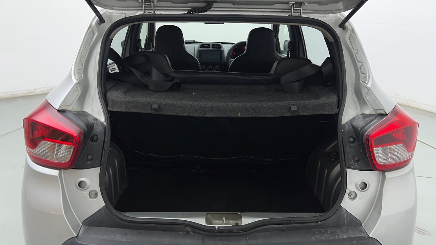 Used 2017 Renault Kwid 1.0 RXT AMT Petrol Automatic interior DICKY INSIDE VIEW