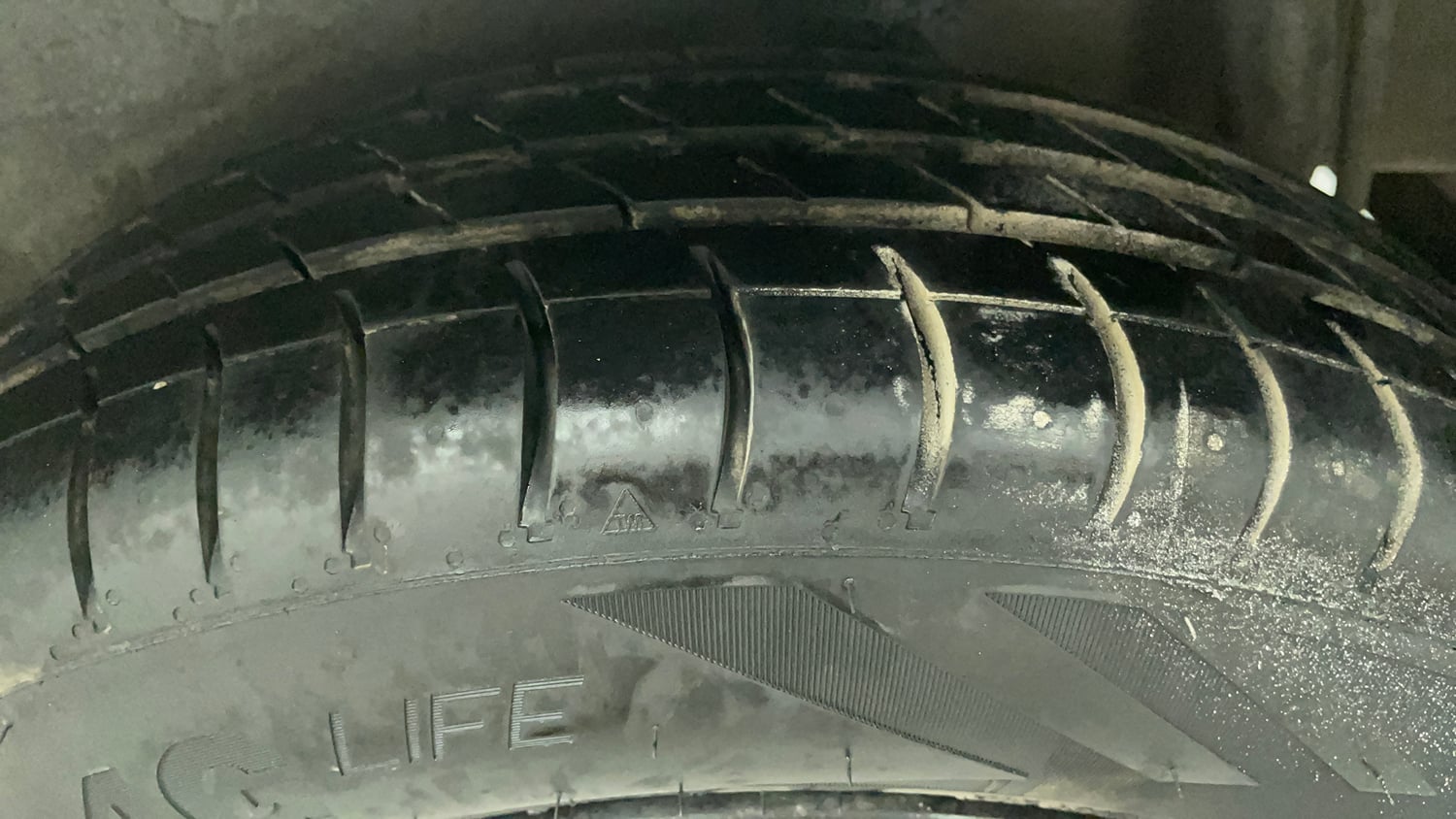 Used 2017 Maruti Suzuki Celerio VXi Petrol Manual tyres LEFT REAR TYRE TREAD VIEW