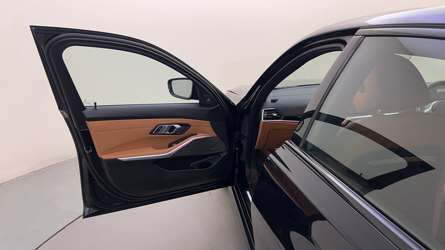 Used 2025 BMW 3 Series Gran Limousine 330Li M Sport Petrol Automatic interior LEFT FRONT DOOR OPEN VIEW