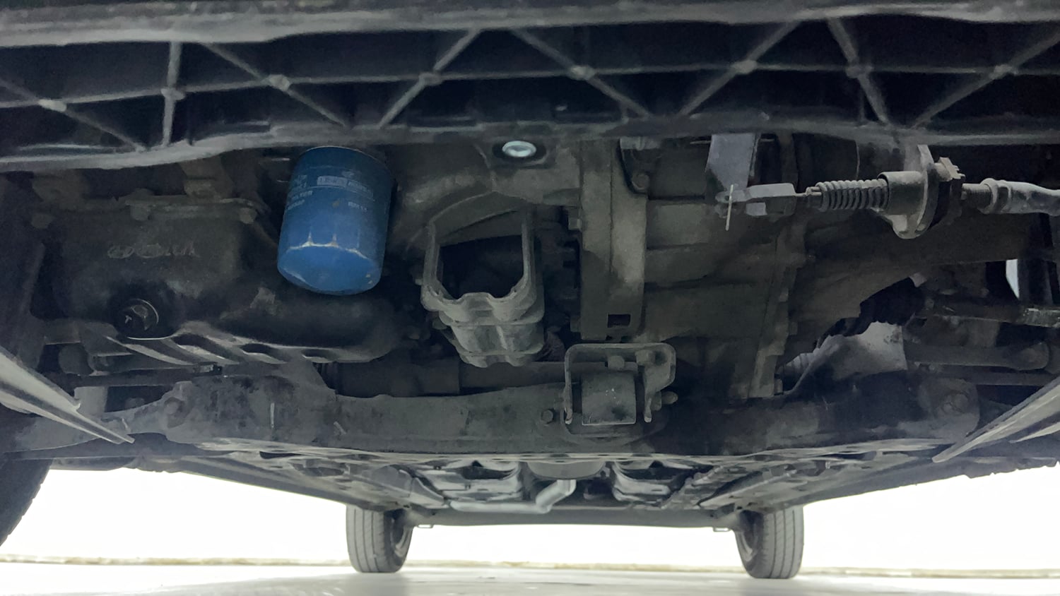 Used 2016 Hyundai Grand i10 Sportz 1.2 Kappa VTVT Petrol Manual extra FRONT LEFT UNDERBODY VIEW