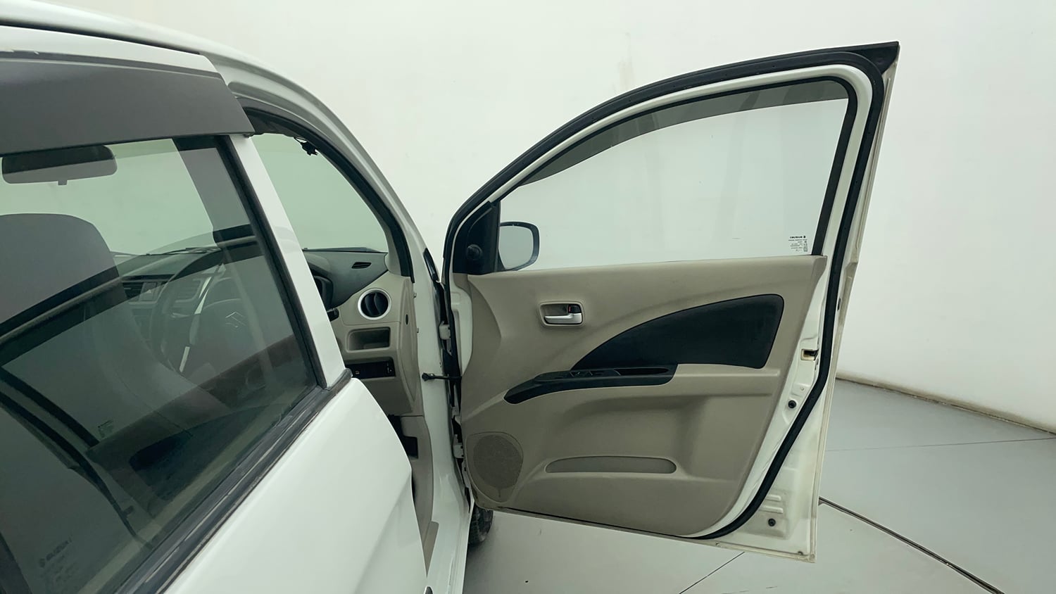 Used 2017 Maruti Suzuki Celerio VXi Petrol Manual interior RIGHT FRONT DOOR OPEN VIEW
