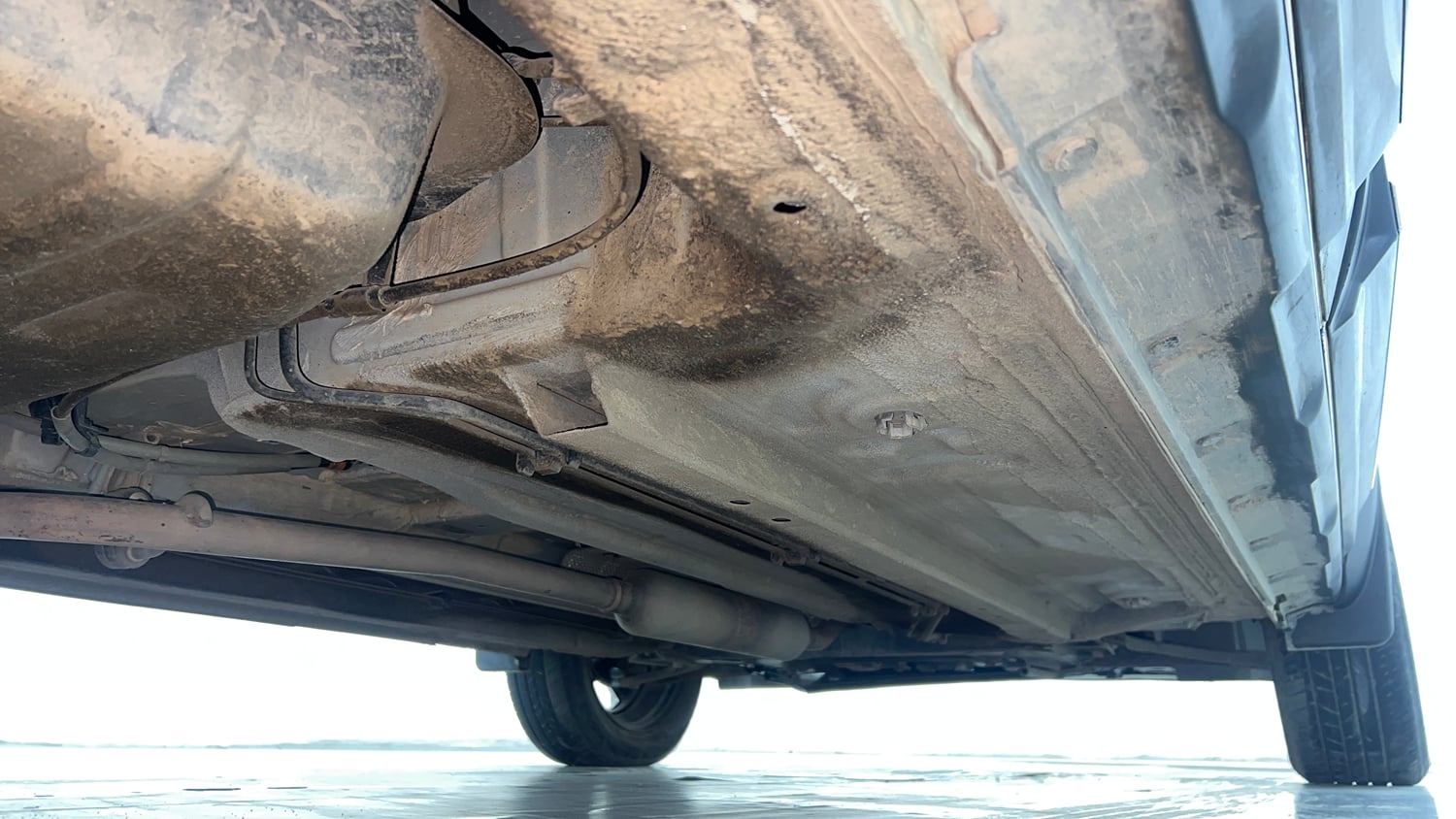 Used 2022 Renault Kiger RXT MT Petrol Manual extra REAR RIGHT UNDERBODY VIEW