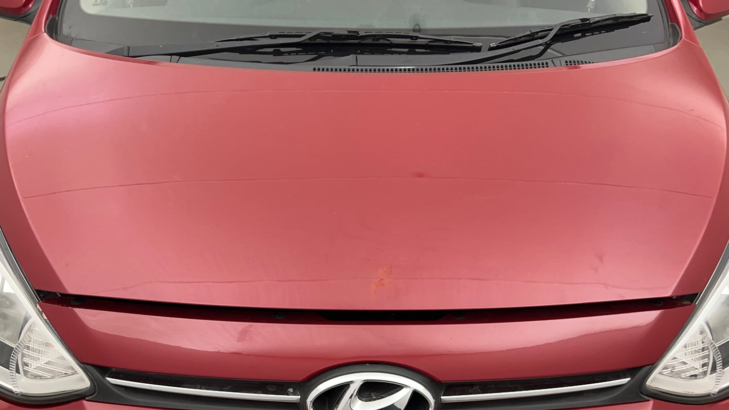 Used 2014 Hyundai Xcent S 1.2 Petrol Manual dents MINOR SCRATCH