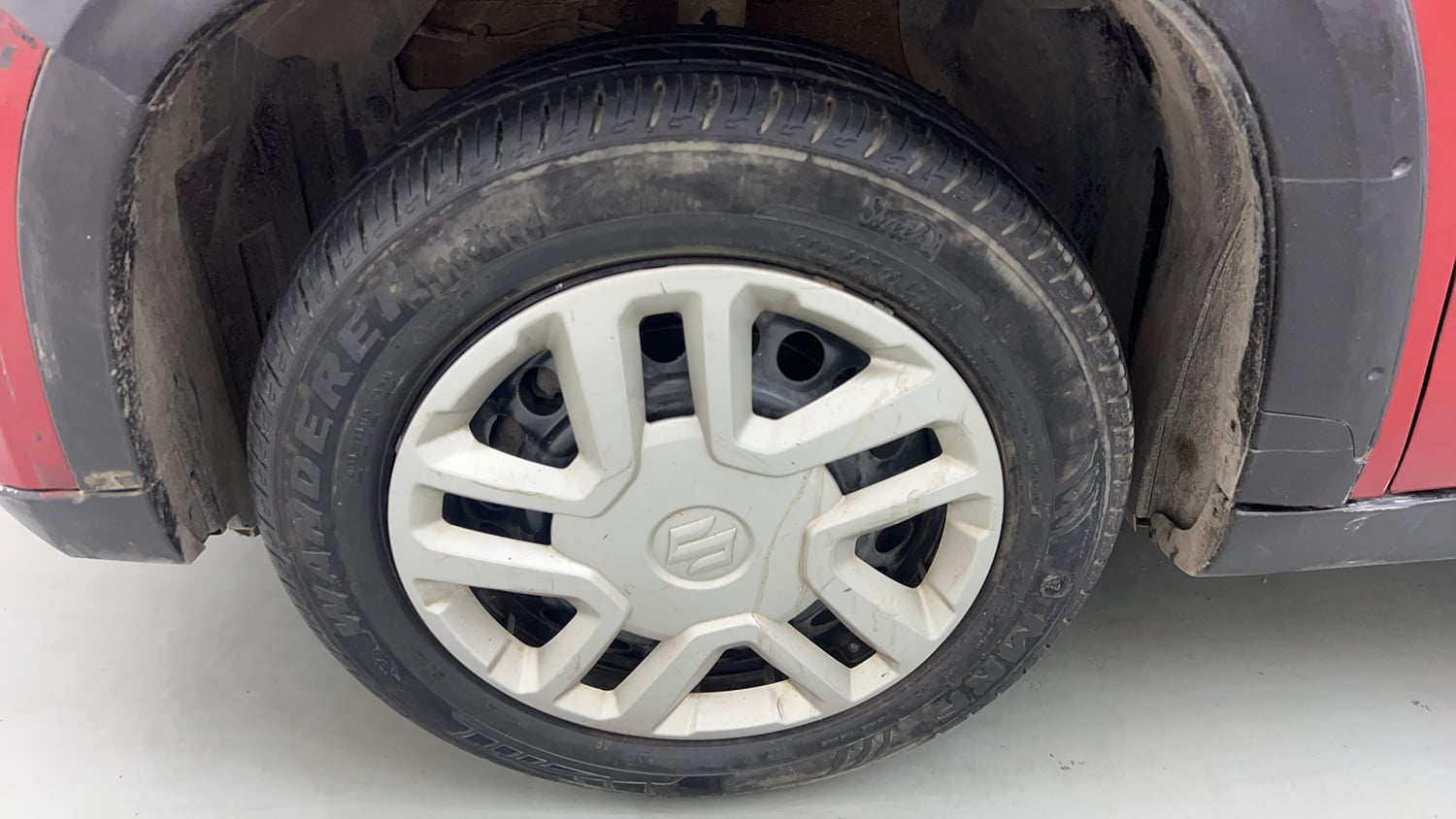 Used 2017 Maruti Suzuki Vitara Brezza VDi (O) Diesel Manual tyres LEFT FRONT TYRE RIM VIEW