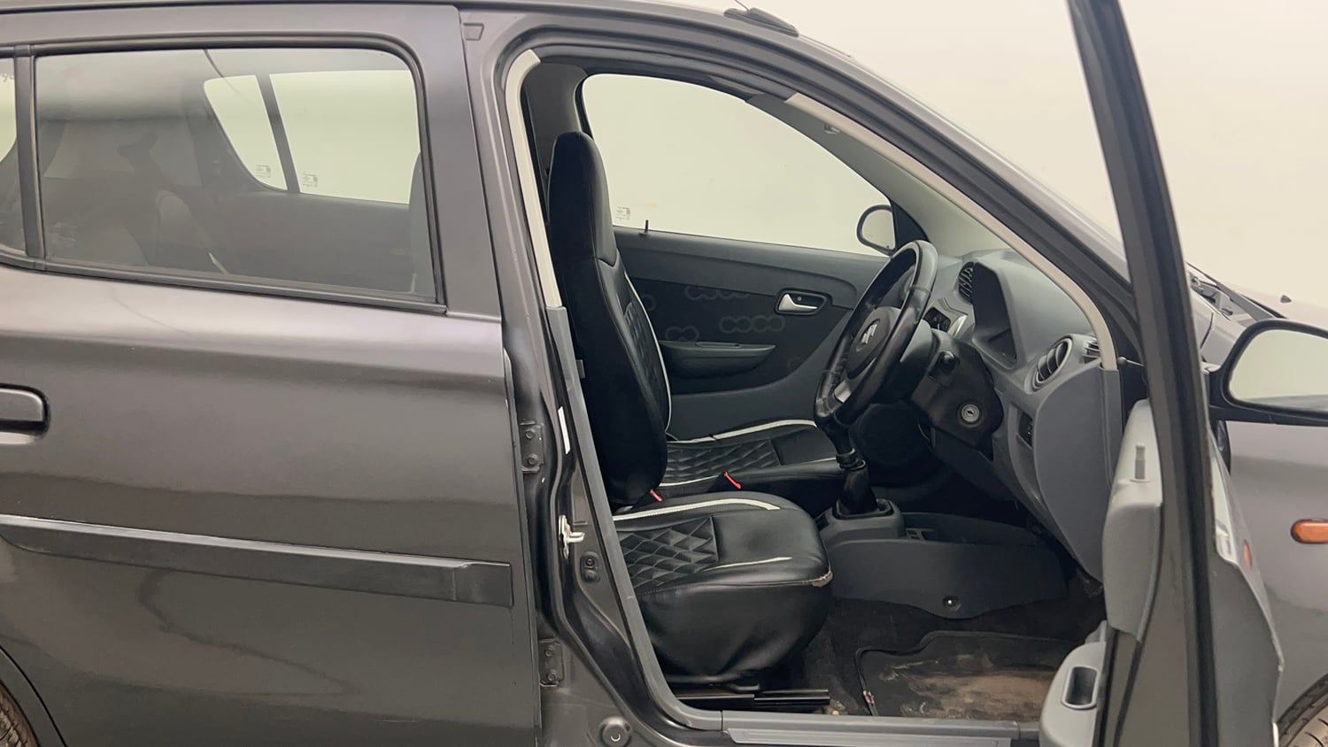 Used 2014 Maruti Suzuki Alto 800 Vxi Petrol Manual interior RIGHT SIDE FRONT DOOR CABIN VIEW