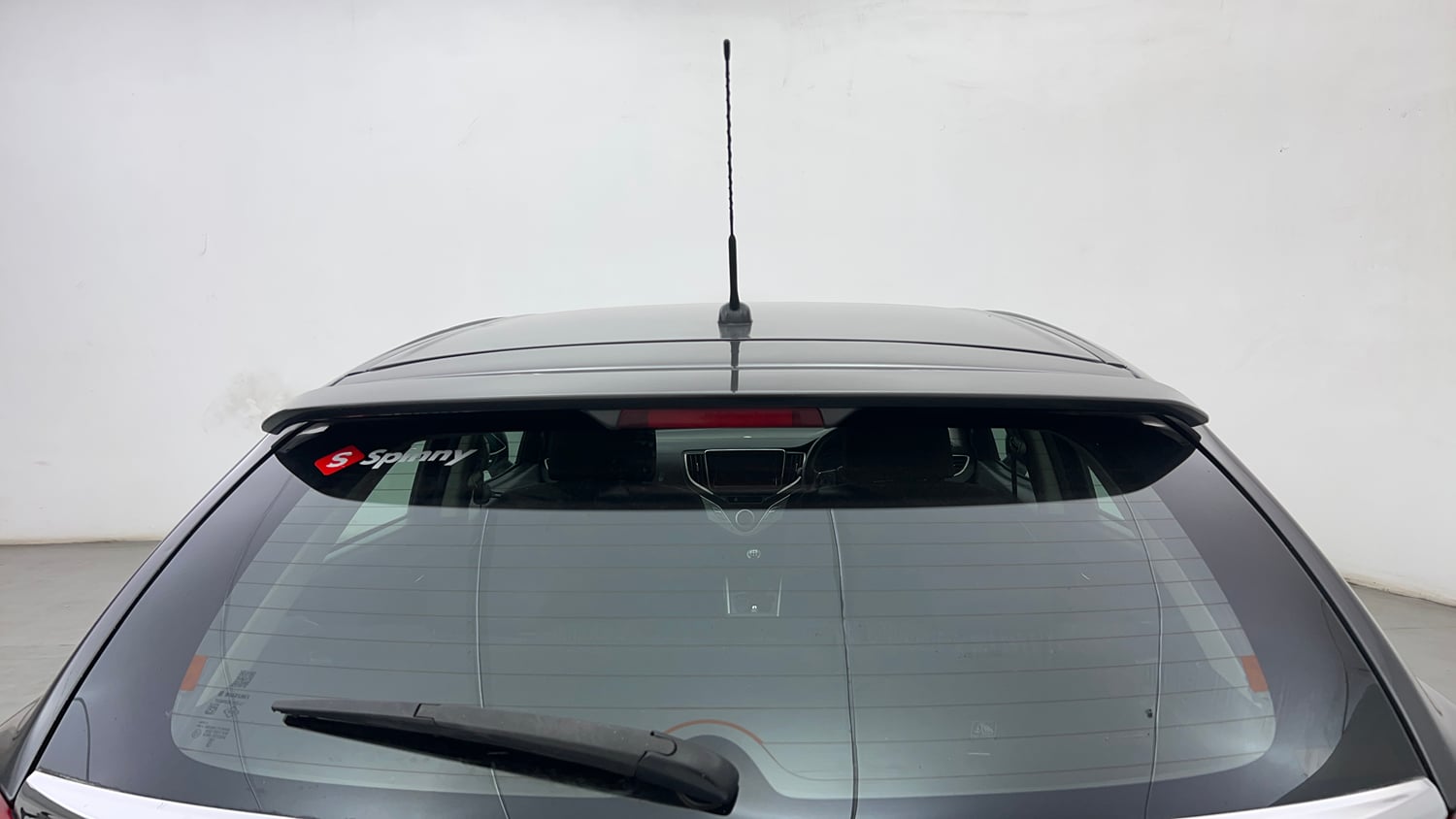 Used 2017 Maruti Suzuki Baleno Alpha 1.2 Petrol Manual exterior BACK WINDSHIELD VIEW