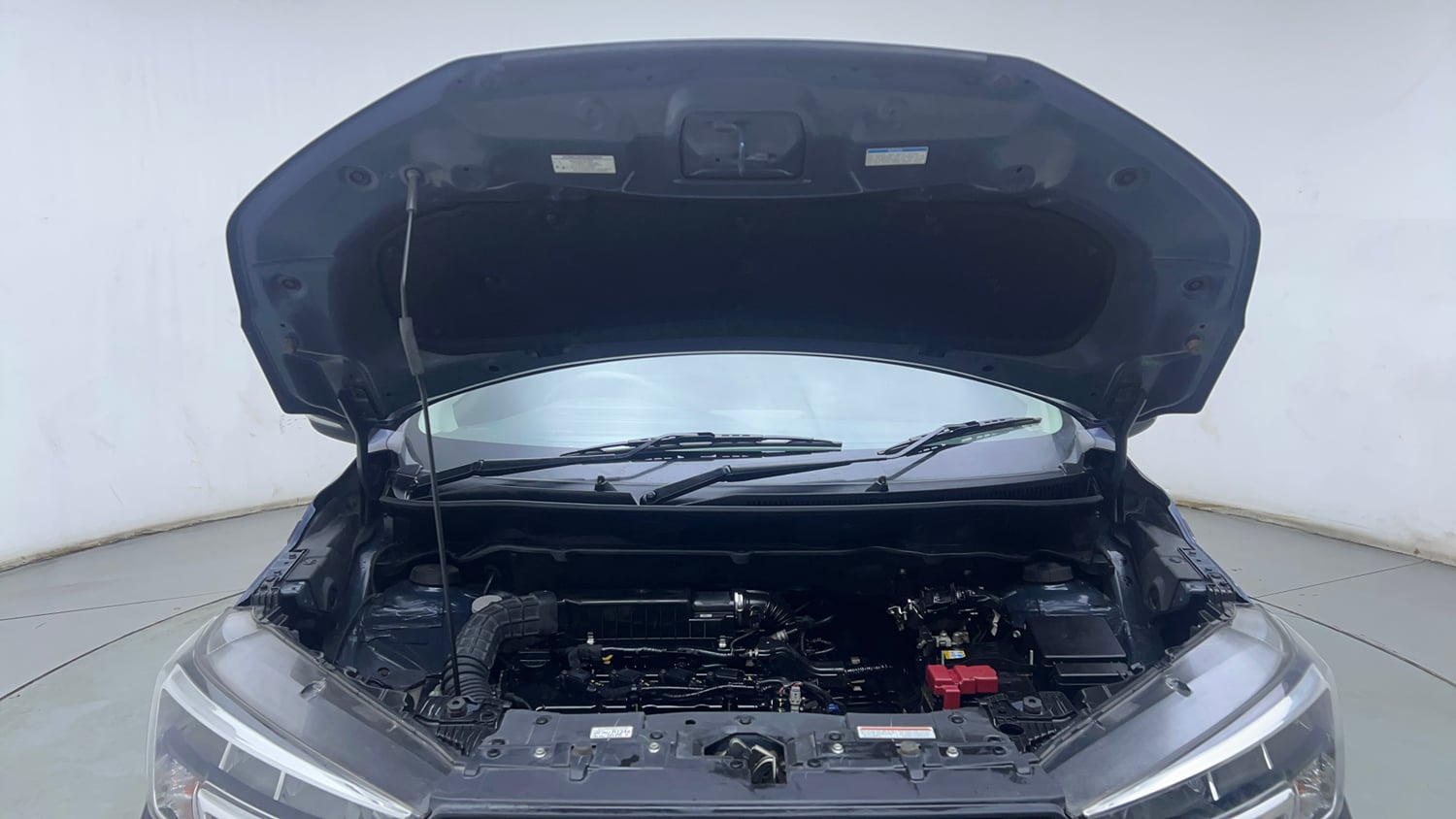 Used 2021 Maruti Suzuki XL6 Alpha AT Petrol Petrol Automatic engine ENGINE & BONNET OPEN FRONT VIEW