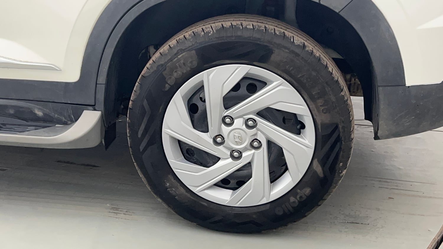 Used 2022 Hyundai Creta E 1.5 Diesel Diesel Manual tyres LEFT REAR TYRE RIM VIEW