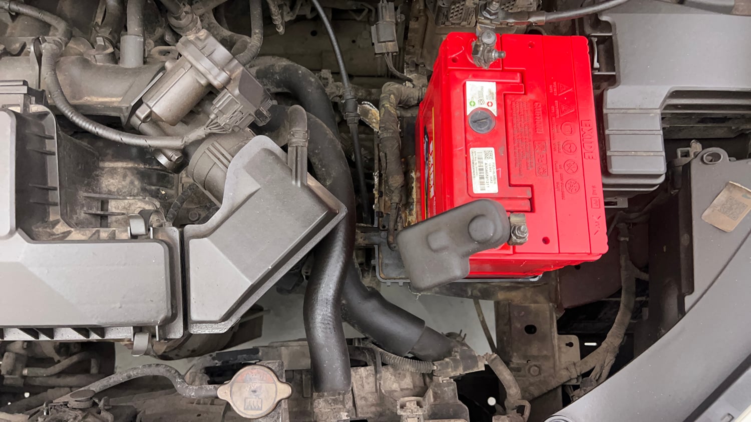 Used 2021 Hyundai Santro Sportz Petrol Manual engine ENGINE LEFT SIDE VIEW