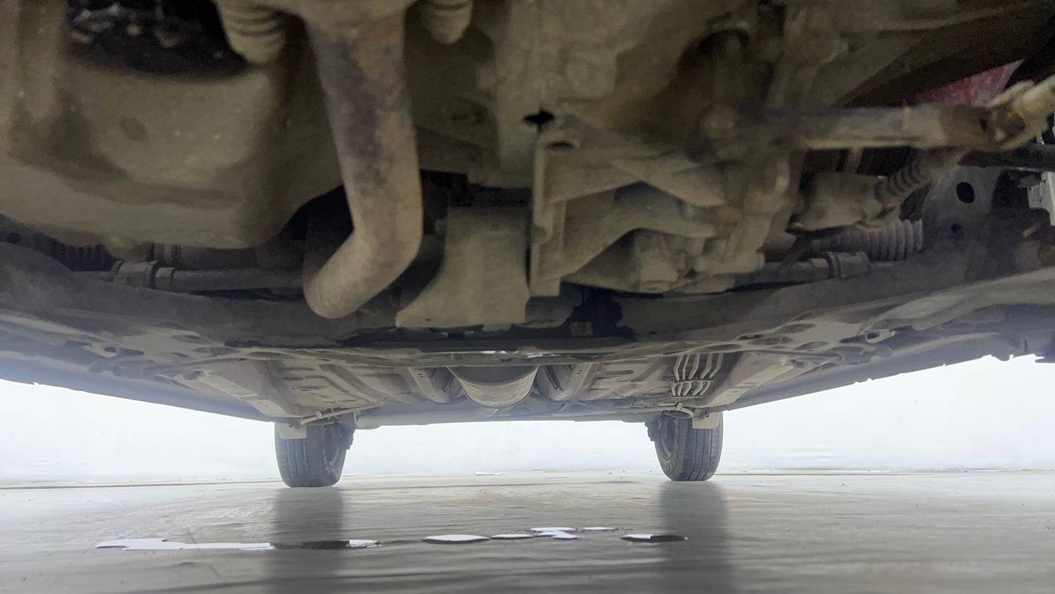 Used 2023 Maruti Suzuki Wagon R VXI 1.0 CNG Cng Manual extra FRONT LEFT UNDERBODY VIEW