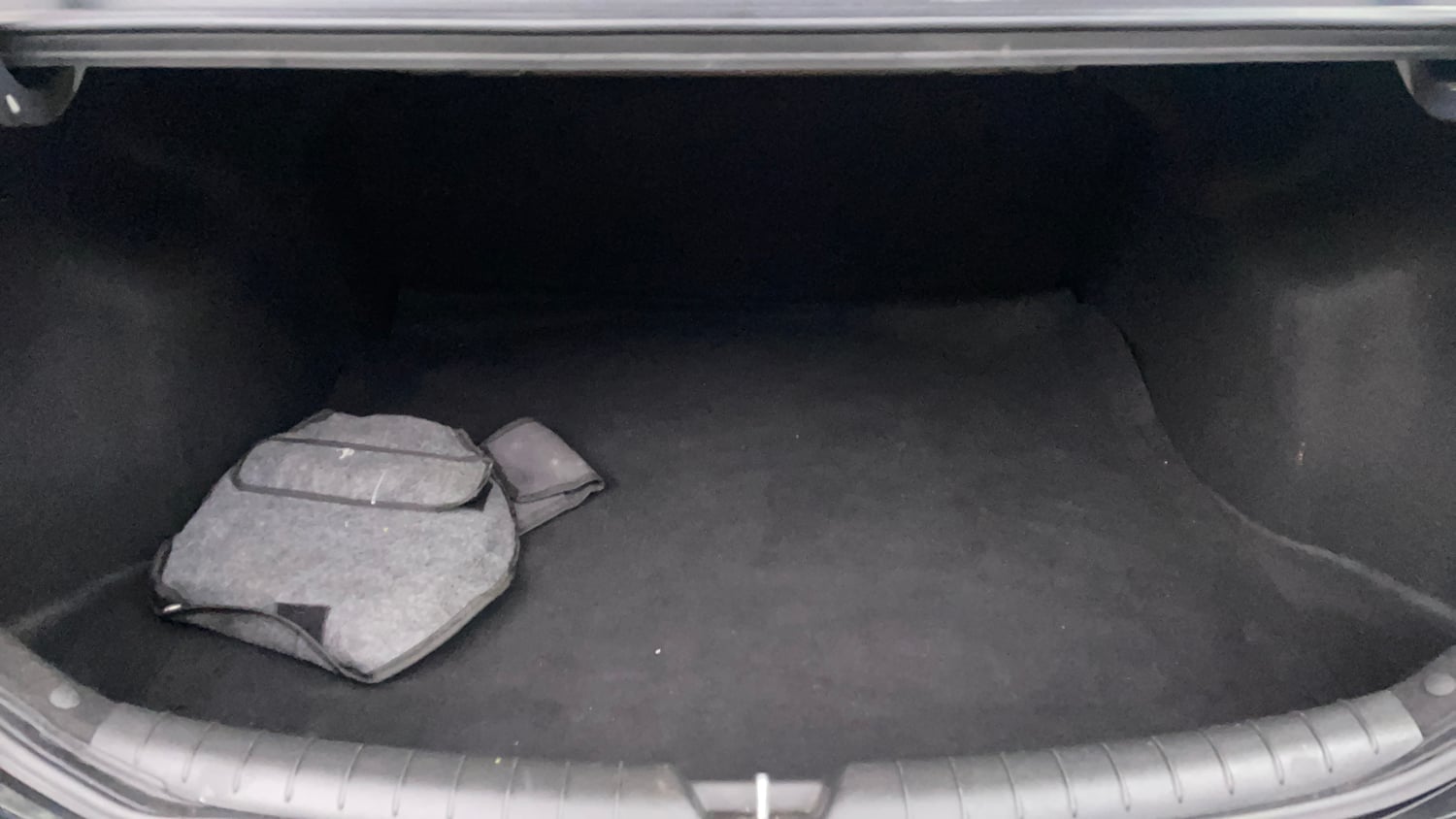 Used 2019 Hyundai Verna SX 1.6 VTVT Petrol Manual interior DICKY INSIDE VIEW