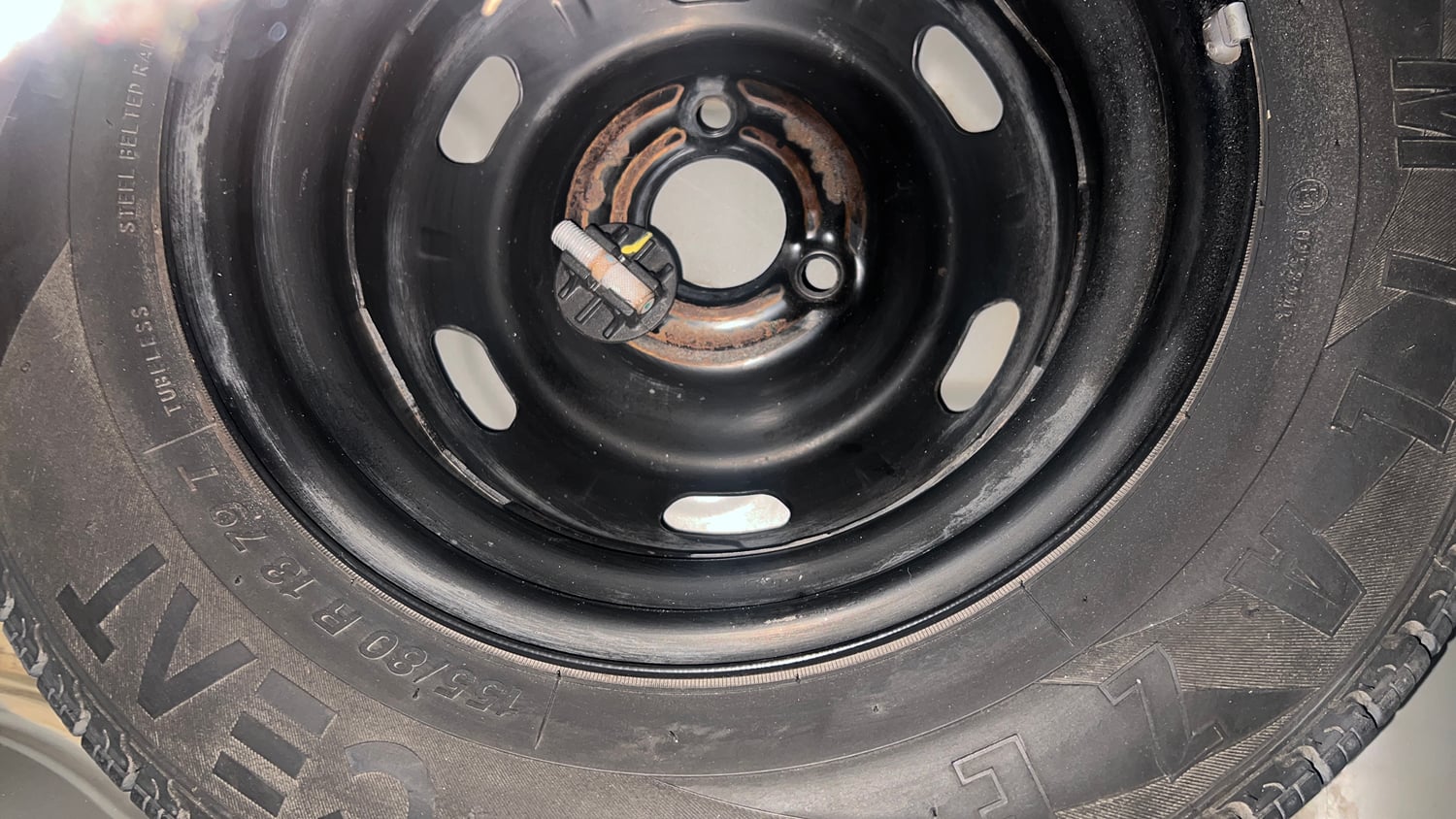 Used 2016 Datsun Redi-GO S Petrol Manual tyres SPARE TYRE VIEW