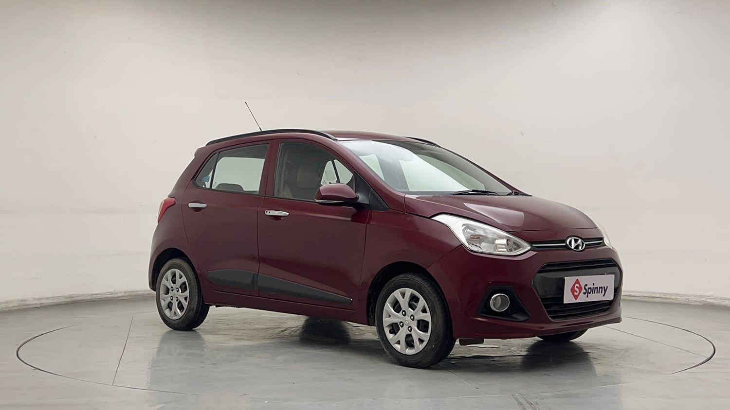 Used 2013 Hyundai Grand i10 Sportz 1.2 Kappa VTVT Petrol Manual exterior RIGHT FRONT CORNER VIEW