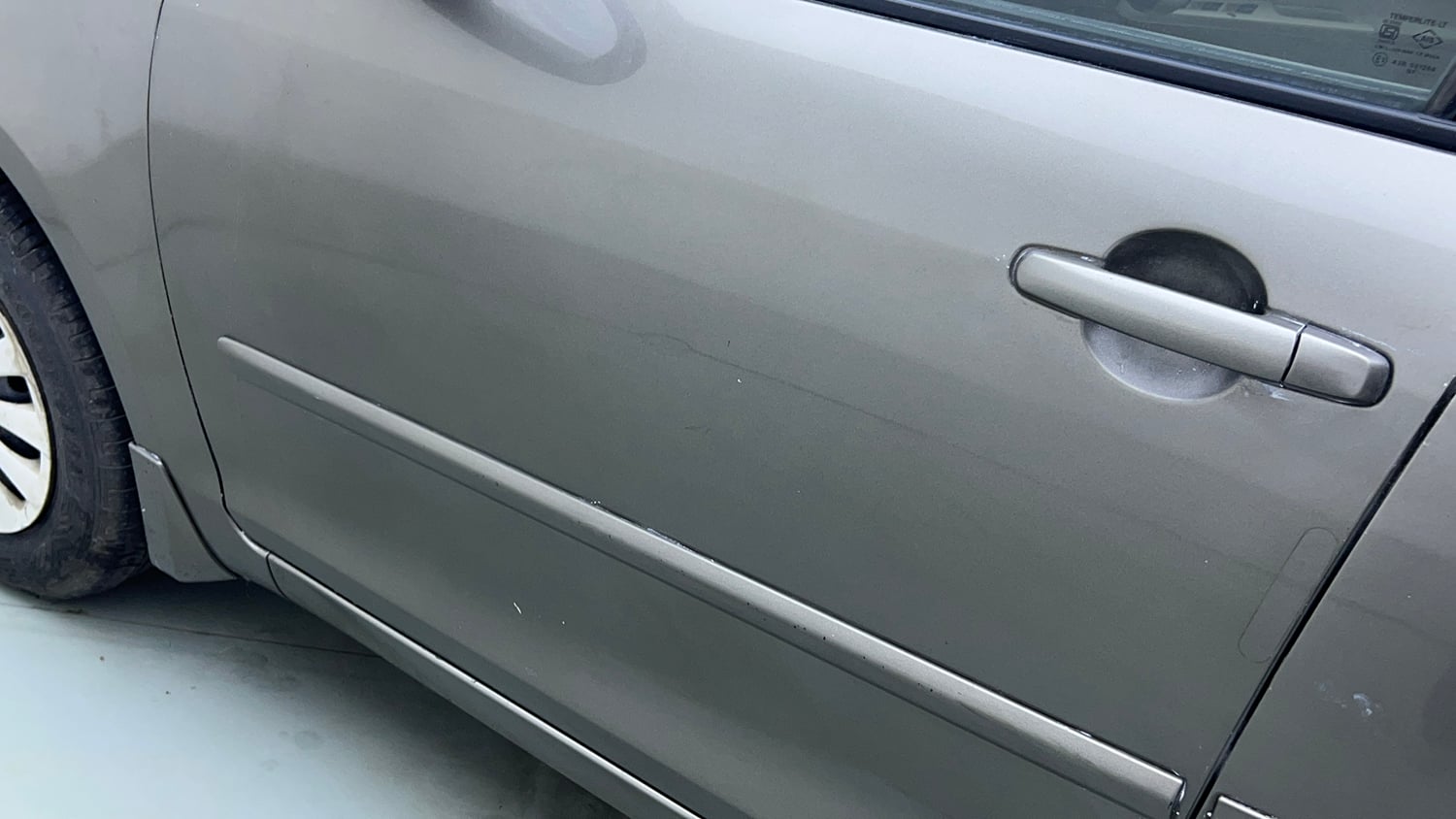 Used 2015 Maruti Suzuki Swift Dzire VXI Petrol Manual dents MINOR DENT