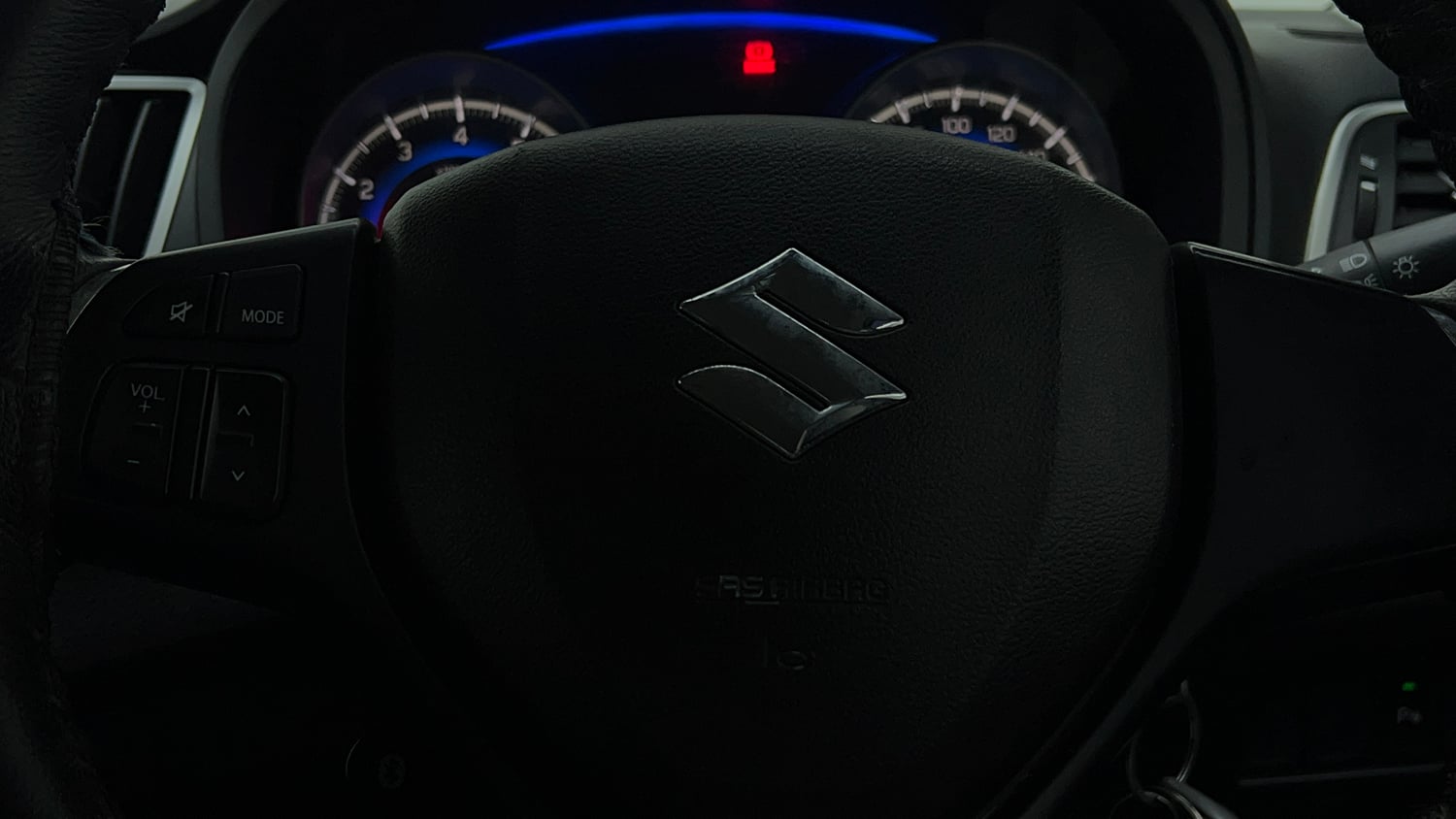 Used 2016 Maruti Suzuki Baleno Delta 1.2 Petrol Manual top_features Airbags