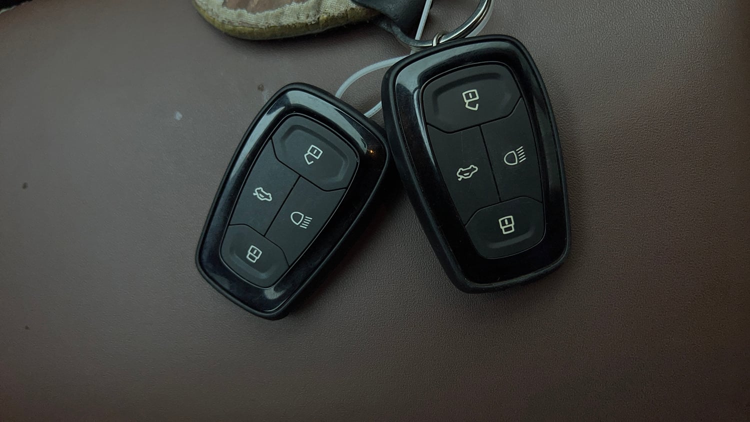 Used 2022 Tata Punch Accomplished MT Petrol Manual extra CAR KEY VIEW