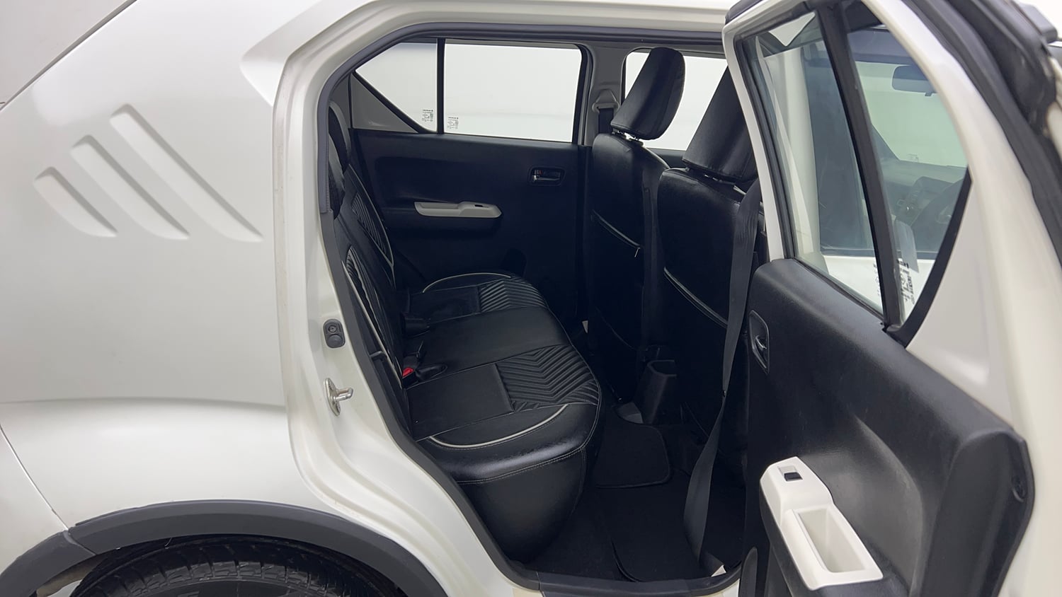 Used 2022 Maruti Suzuki Ignis Delta 1.2 MT Petrol Manual interior RIGHT SIDE REAR DOOR CABIN VIEW