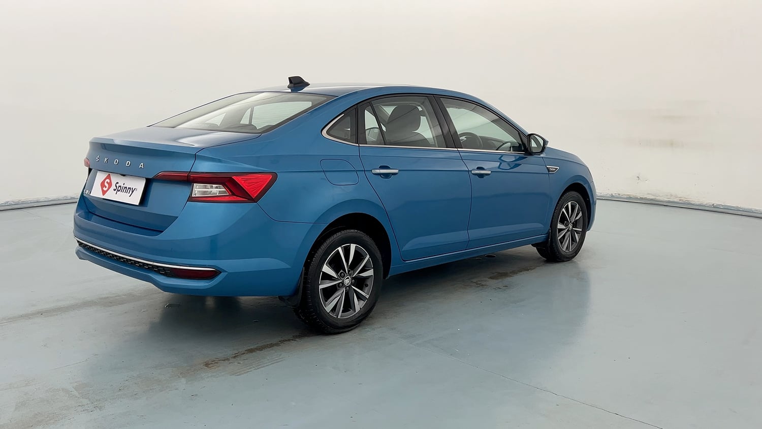 Used 2023 Skoda Slavia Style 1.0L TSI MT Petrol Manual exterior RIGHT REAR CORNER VIEW