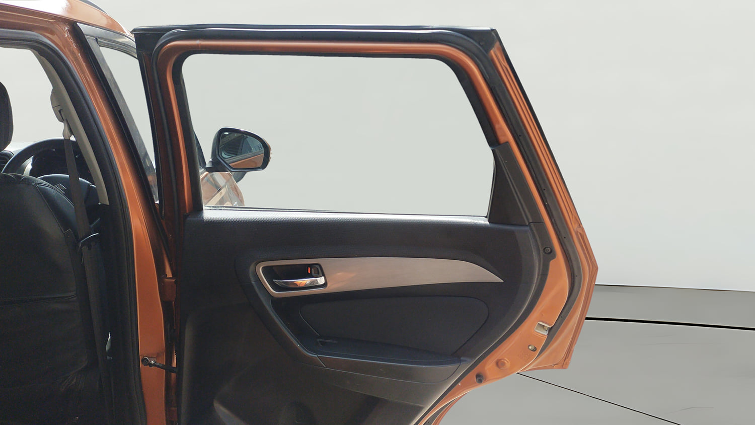Used 2019 maruti-suzuki Vitara Brezza ZDi Plus Dual Tone AGS Diesel Automatic interior RIGHT REAR DOOR OPEN VIEW