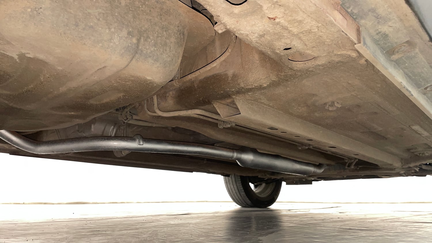 Used 2022 Nissan Magnite XV Turbo Petrol Manual extra REAR RIGHT UNDERBODY VIEW