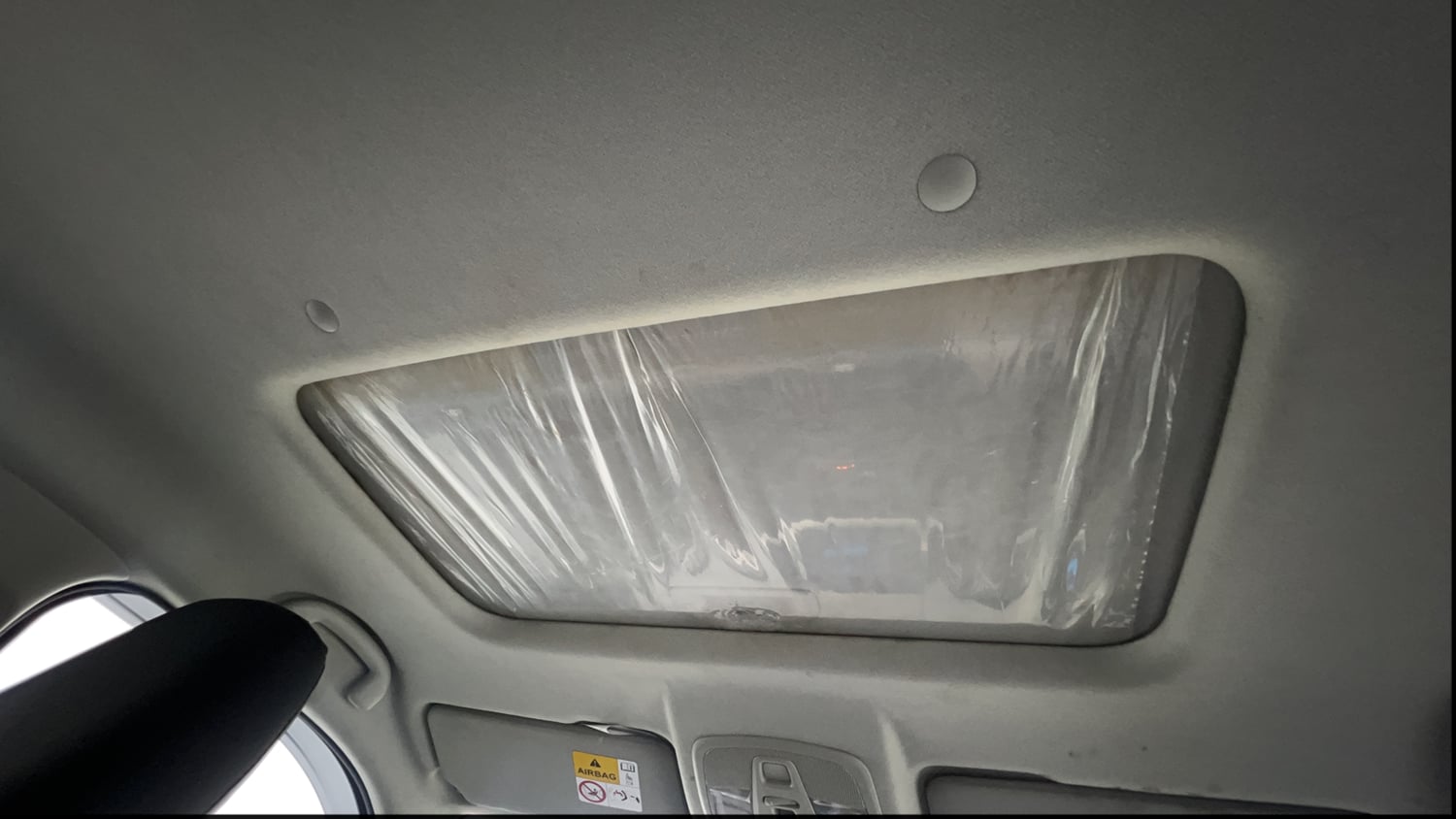 Used 2023 Maruti Suzuki Brezza ZXi AT Petrol Automatic top_features Sunroof