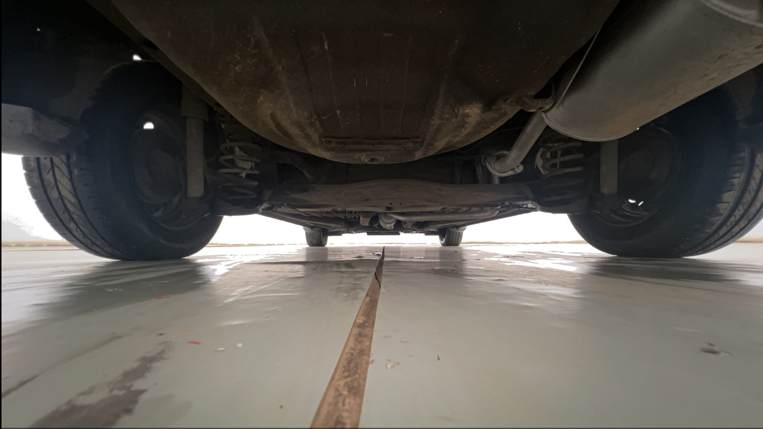 Used 2017 Honda Amaze 1.2 S i-VTEC Opt Petrol Manual extra REAR UNDERBODY VIEW (TAKEN FROM REAR)