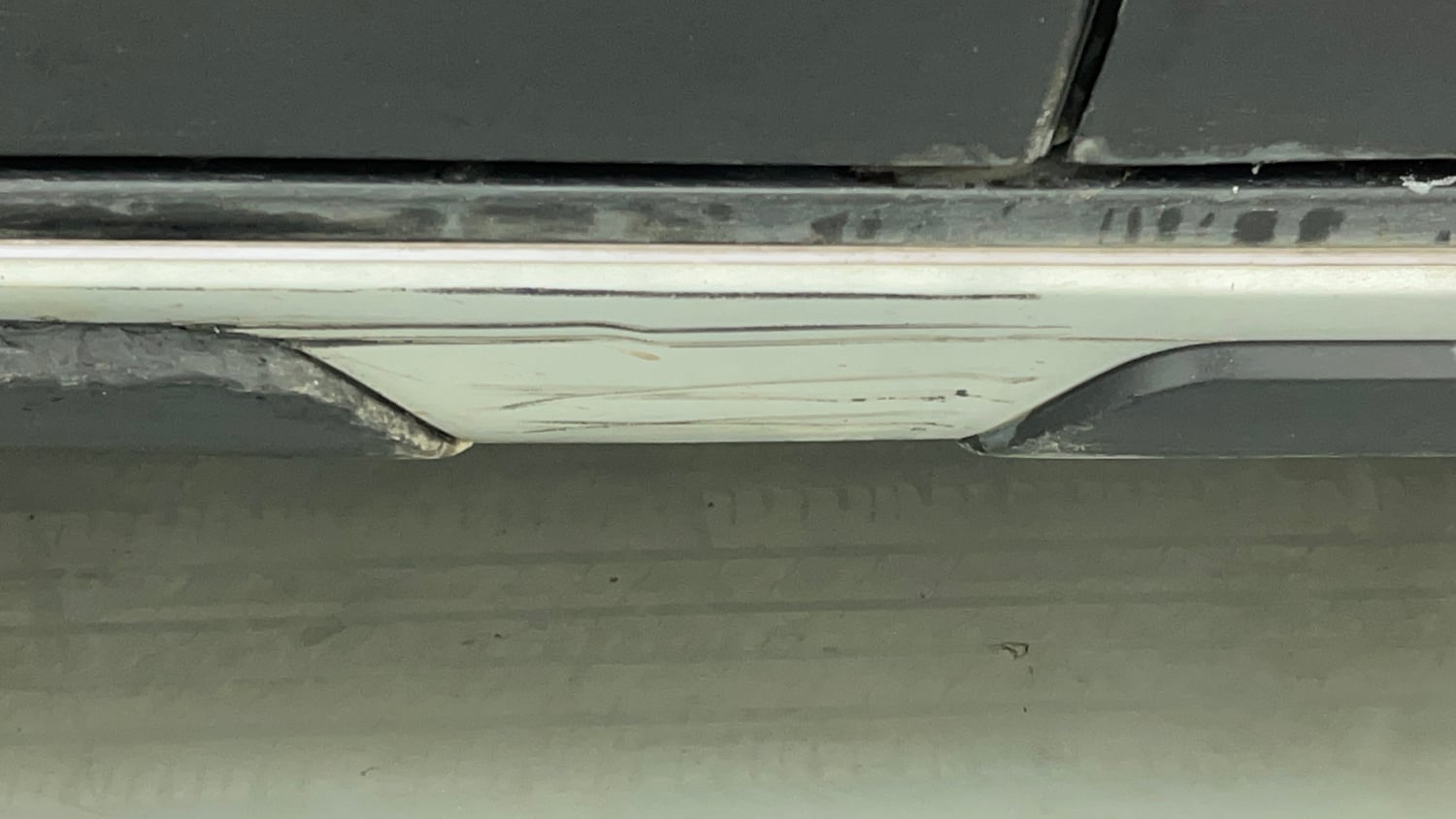 Used 2017 Maruti Suzuki Vitara Brezza VDi (O) Diesel Manual dents MINOR SCRATCH