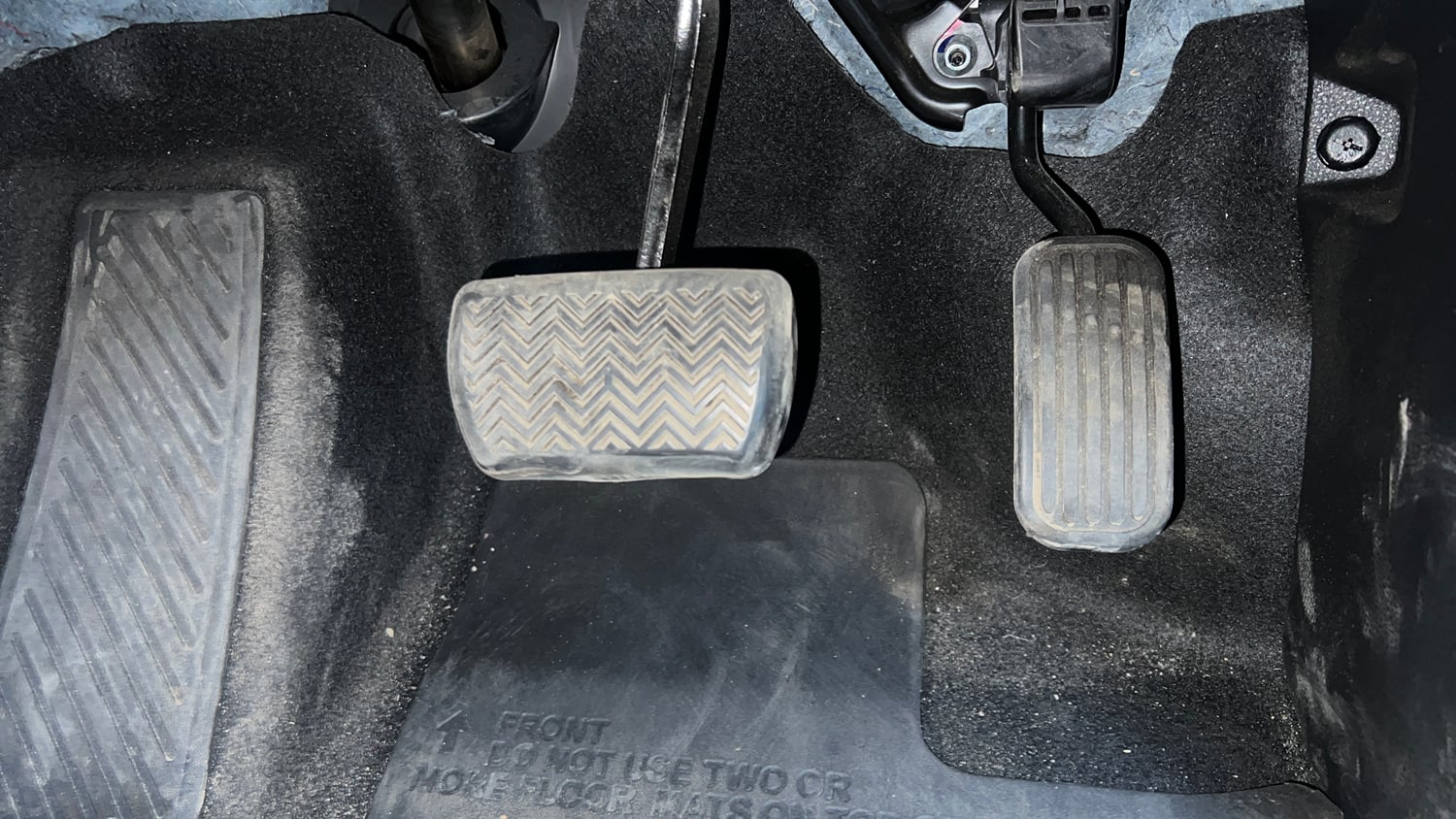 Used 2023 Toyota Innova Hycross VX Hybrid 7 STR Hybrid Automatic interior PEDALS VIEW