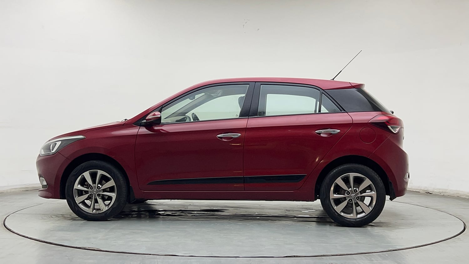 Used 2015 Hyundai Elite i20 Asta 1.2 Petrol Manual exterior LEFT SIDE VIEW