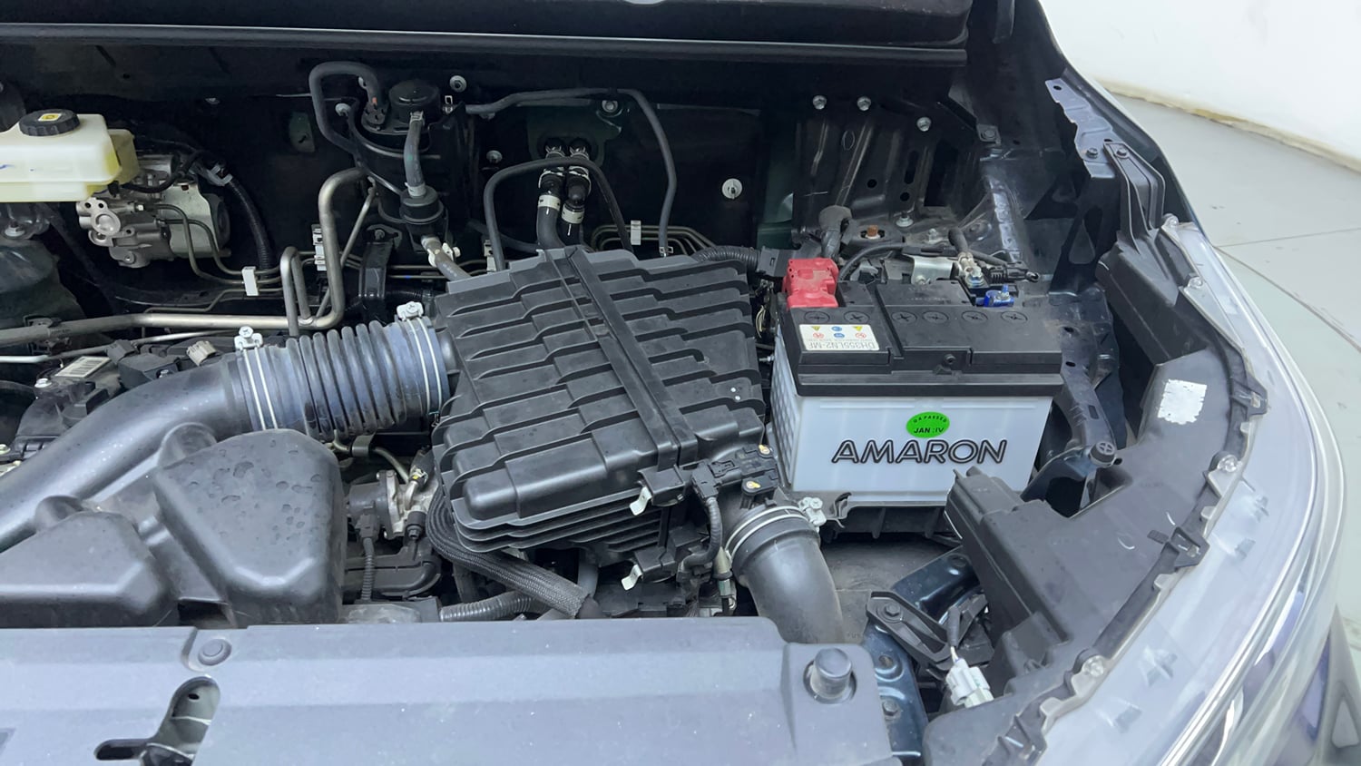 Used 2023 Toyota Innova Hycross VX Hybrid 7 STR Hybrid Automatic engine ENGINE LEFT SIDE VIEW